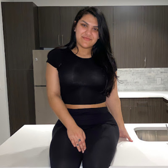 Meet your Posher, Salma’s - Picture 1 of 1